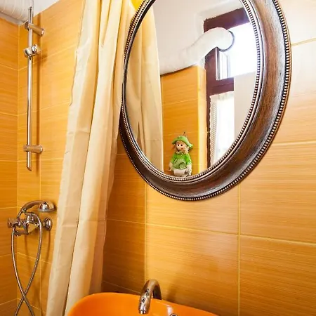 Evanthias Home! شقة